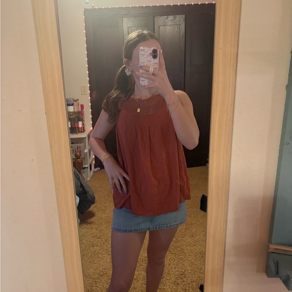 Maurices Women's Sleeveless Rust Tank Top